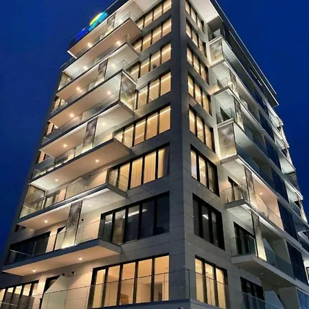 Aparthotel Blitz - Bel Air Luxury, Terrace And Mamaia