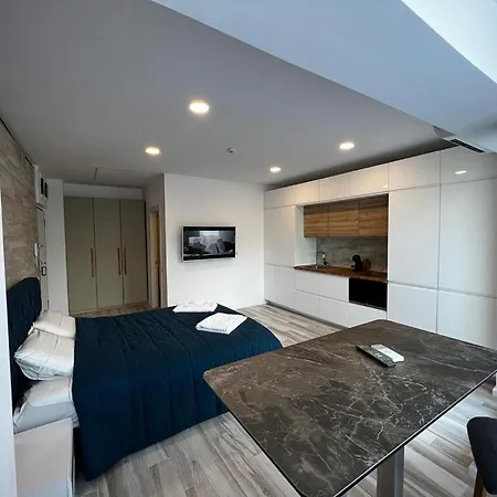Blitz - Bel Air Luxury, Terrace And مامايا